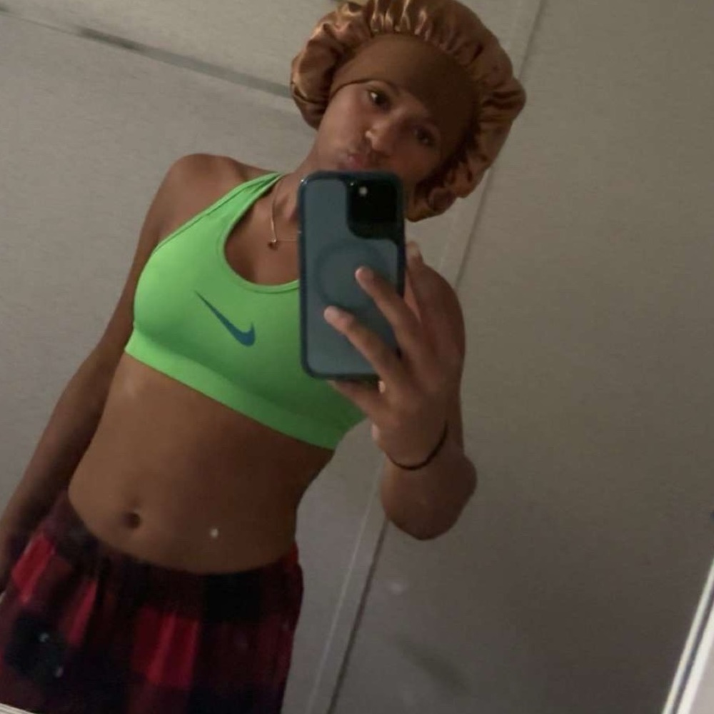 Meet your Posher, Kiyah